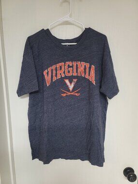Mens University of Virginia Cavilers shirt - size XL